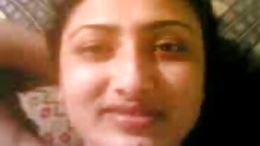 నెరీ బ్లోండ్ సెక్రటరీ తెలుగు సెక్స్ మూవీ తన బాస్ డింగ్‌డాంగ్ కోసం ఎంతో ఆశగా ఉంది