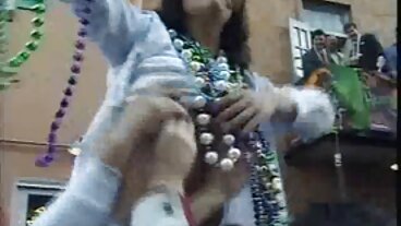 ఫియరీ బ్రూనెట్ MILF కోసం ఇంటర్ తెలుగు సెక్స్ మూవీ కావాలి రేసియల్ అనల్ క్రీమ్‌పీ